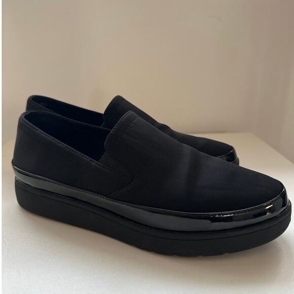 Donald J Pliner MEG Slip-Ons | Size 6 | EUC | Leather Comfort Sneakers - Picture 1 of 5